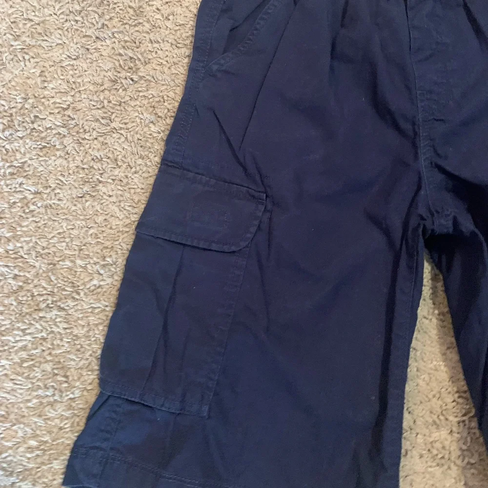 Boy’s The Children’s Place Navy Blue Cargo Shorts 14